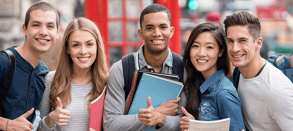 مقایسه تحصیل در خارج با مهاجرت کاری یا سرمایه‌گذاری